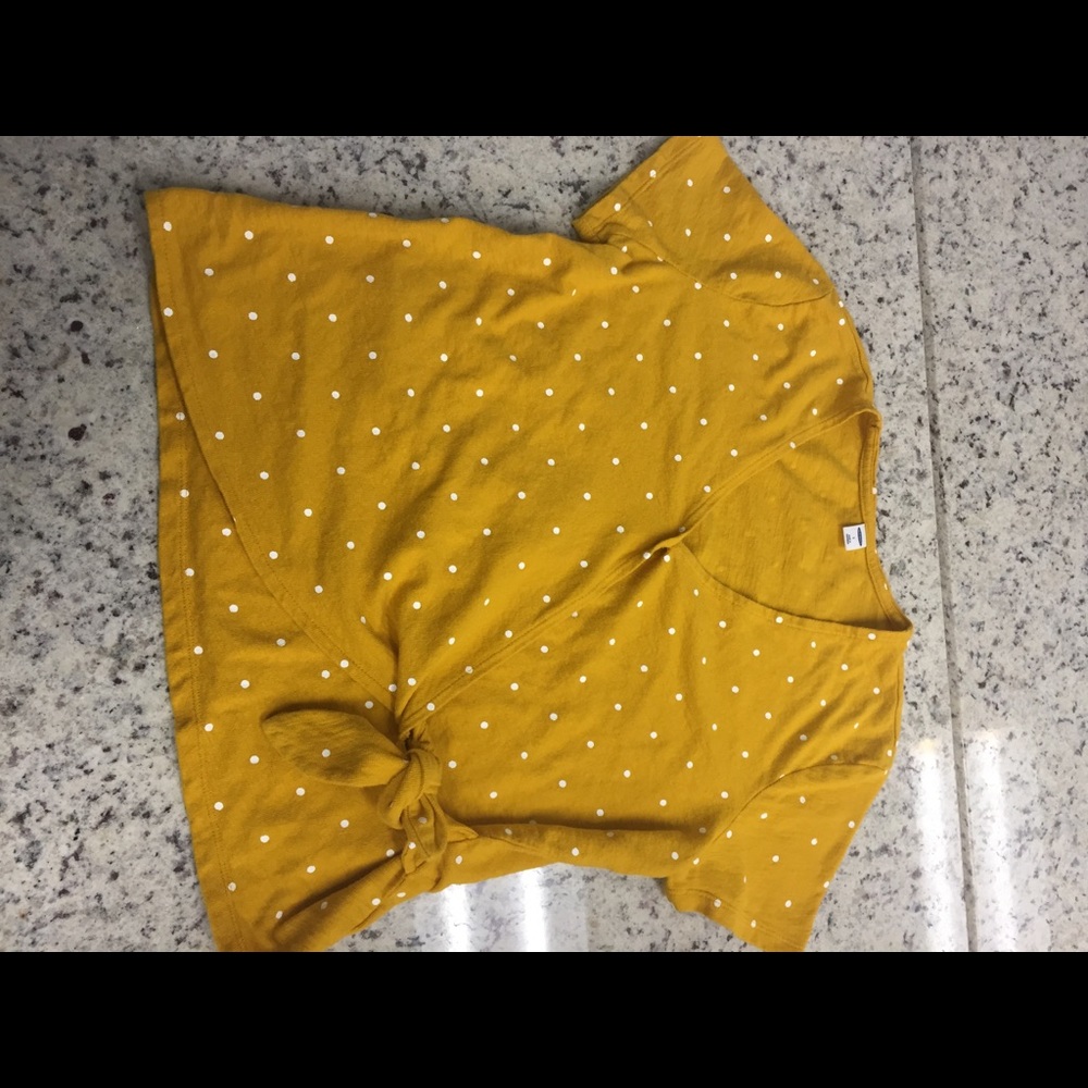 ‼️SOLD‼️Old Navy Blouse Size Large
